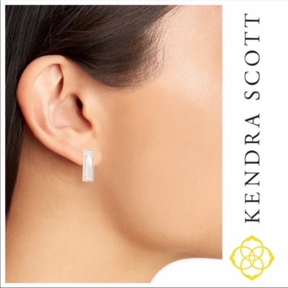 Kendra Scott lady stud in teal drusy and gold - Picture 2 of 6